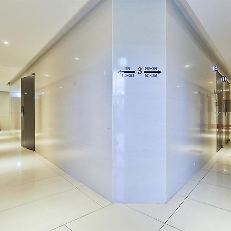 Shire Hotel Seomyeon Busan Bagian luar foto