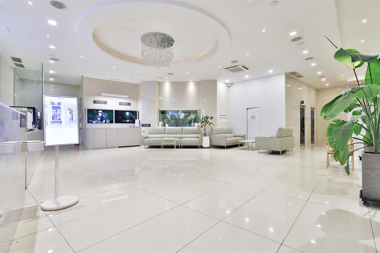 Shire Hotel Seomyeon Busan Bagian luar foto