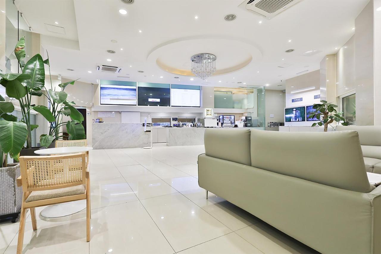 Shire Hotel Seomyeon Busan Bagian luar foto
